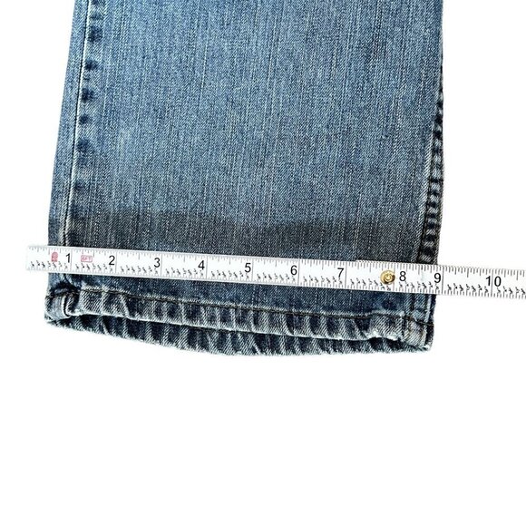 Wrangler Genuine Relaxed Boot Cut Medium Wash Blue Jeans Size 33" x 30" #J3-1524 - Picture 4 of 7